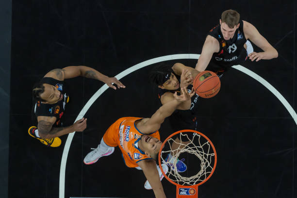 实力与韧性 实力与韧性